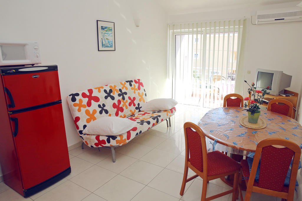 Apartmani Ukalovic ซาดาร์ ภายนอก รูปภาพ
