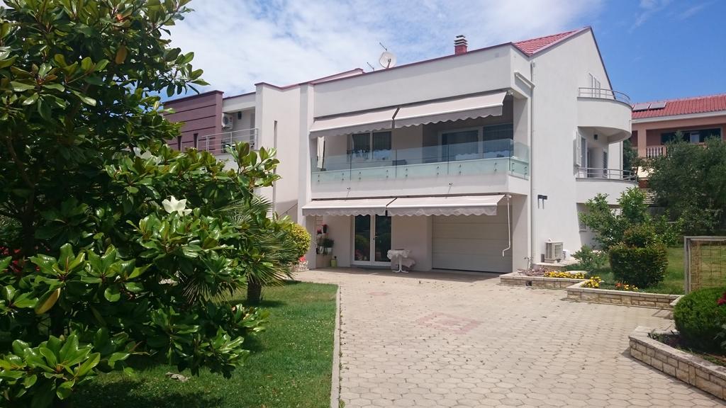 Apartmani Ukalovic ซาดาร์ ภายนอก รูปภาพ