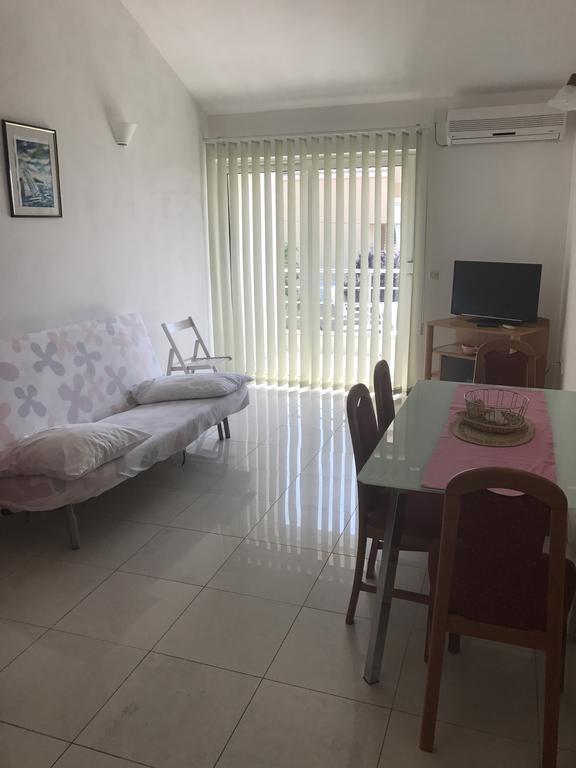 Apartmani Ukalovic ซาดาร์ ภายนอก รูปภาพ